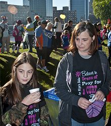 Sydney Judnich and her mother, Mary, at a walk to benefit diabetes research