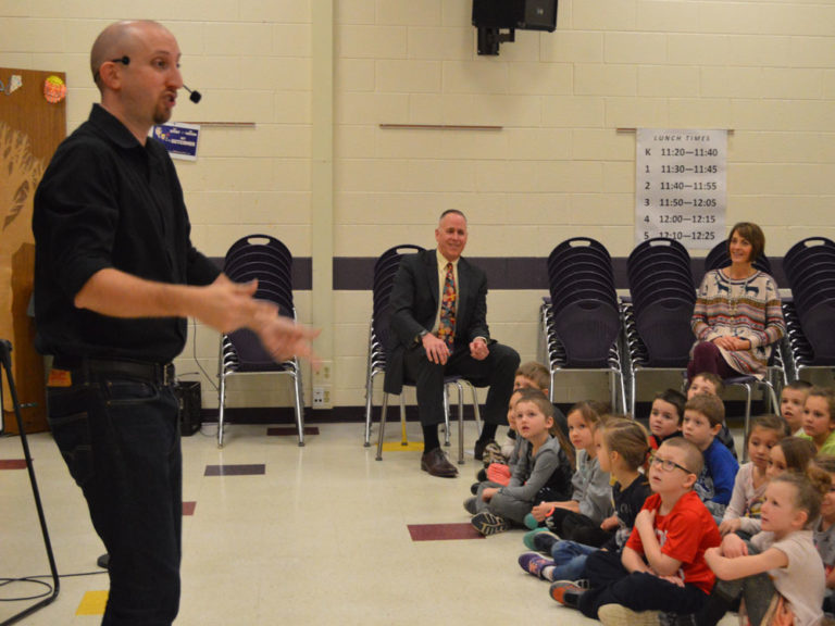 Beatboxer busts growth mindset rhymes