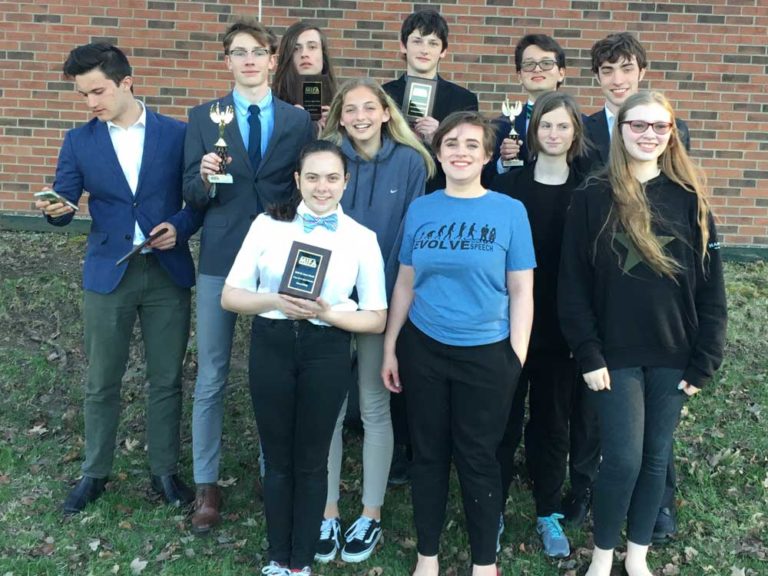 Students show speaking skills at state forensics finals